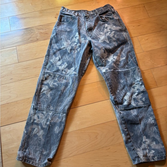 Wrangler Other - Wrangler 30x30 camo camouflauge distressed double knee pants men’s
